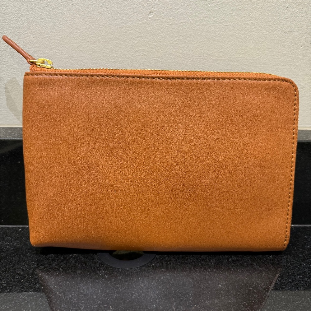 Mark & Graham Commute Zipper Pouch (tech organizer) never used